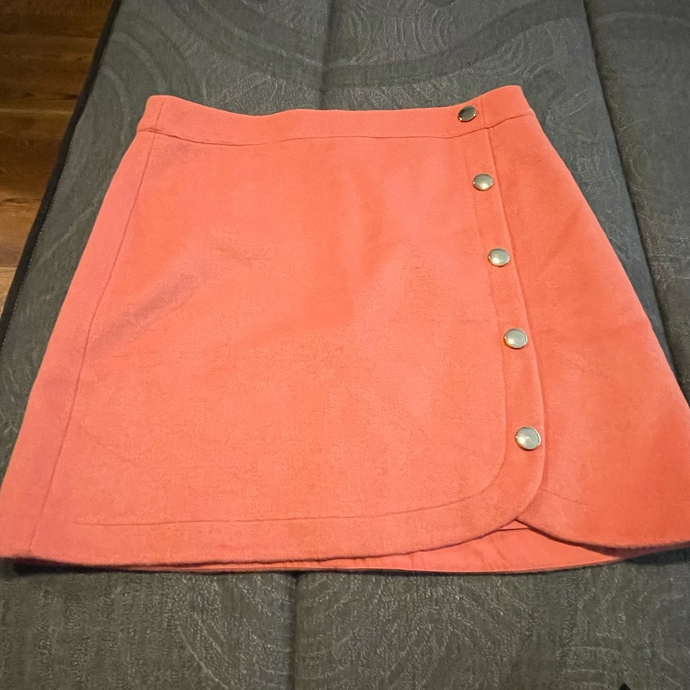 LOFT Wool Blend Skirt - Brand new size 8